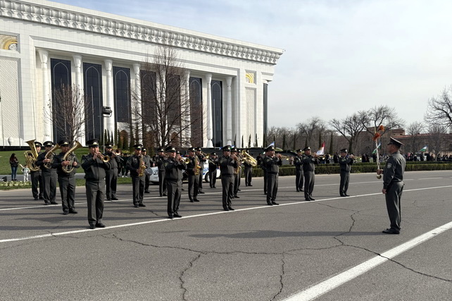 В Ташкенте состоялся конный парад, посвящённый празднику Навруз