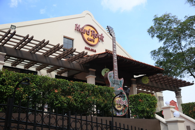 Турпоток из Узбекистана в Малайзию растёт: расширяется авиасообщение и туристическое сотрудничество