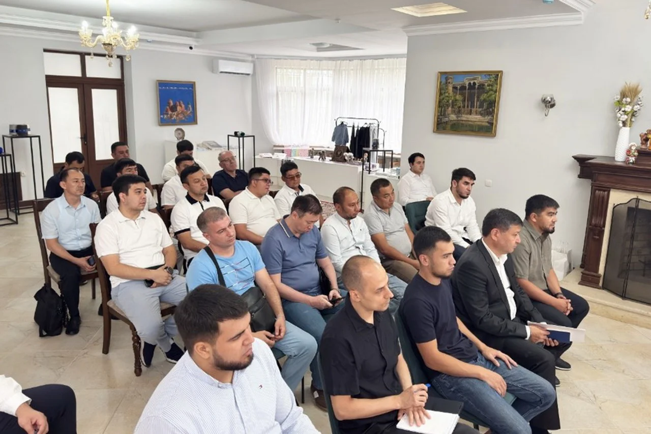 Представители узбекской делегации провели в Бишкеке встречи с руководством Узбекско-Кыргызского фонда развития и деловыми кругами