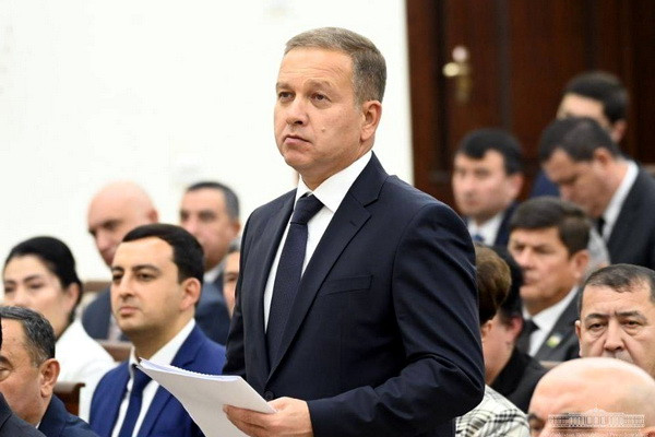 Нормат Турсунов утвержден хокимом Навоийской области