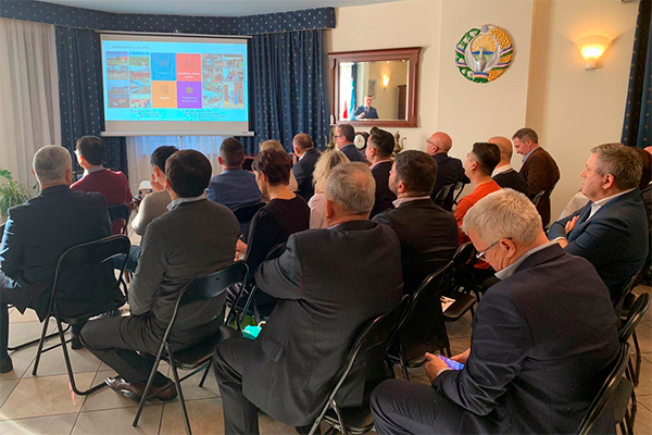 Узбекистан и Польша расширяют сотрудничество в текстильной промышленности