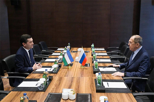 Uzbek, Russian FMs holds talks in Türkiye