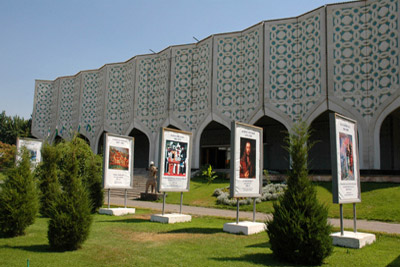 Exhibition “Blue bird of luck” kicks off in Uzbek capital