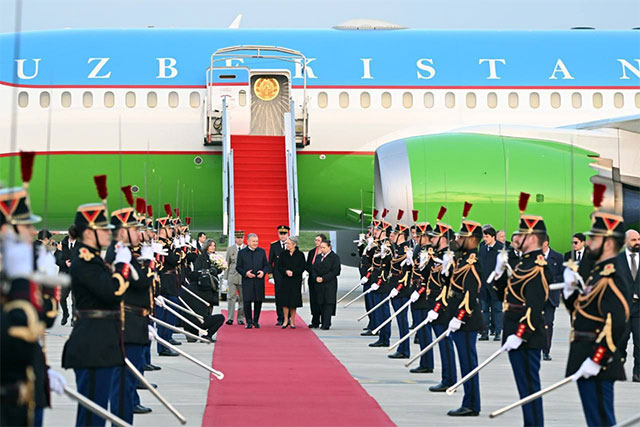 President of Uzbekistan arrives in France for a state visit