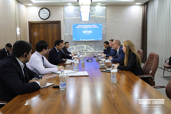 Uzbek Finance Minister holds meeting with representatives of the IMF mission