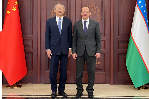 SCO Secretary General visits the Embassy of Uzbekistan in Beijing