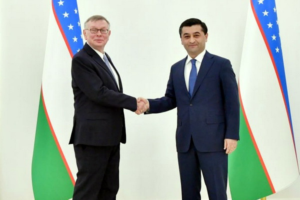 Uzbek FM meets with the Assistant to the UN Secretary General