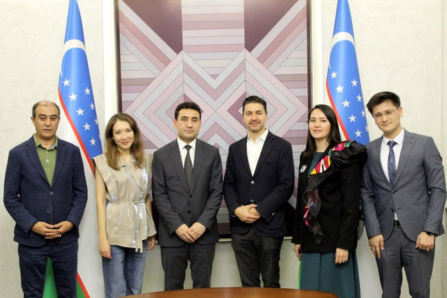 ​​​​​​​В Агентстве госактивов прошла встреча с гендиректором Coca-Cola Ichimligi Uzbekistan