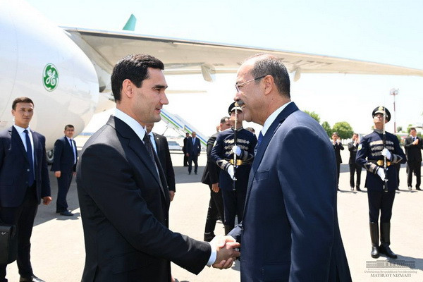 President of Turkmenistan arrives in Tashkent