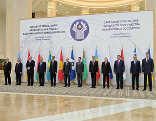 Президент Узбекистана принял участие в саммите глав стран СНГ
