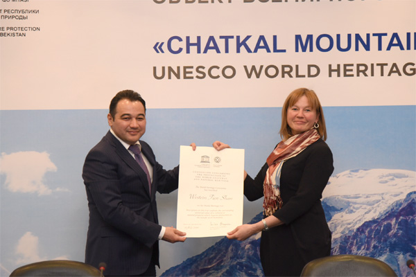 UNESCO hands over certificates to Uzbekistan