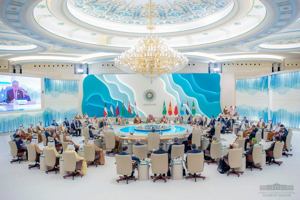 President of Uzbekistan puts forward several proposals for developing multilateral cooperation with the Gulf Cooperation Council countries