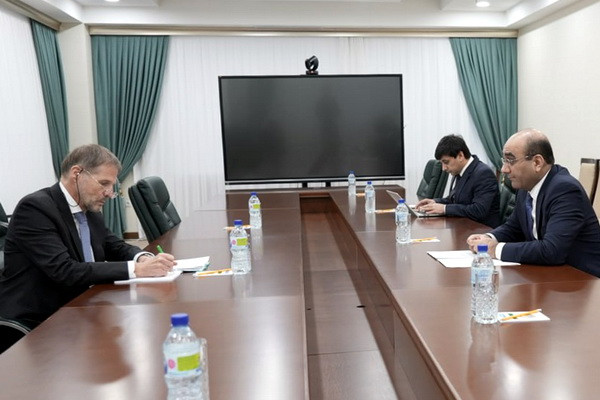 Uzbek DFM holds meeting with the Ambassador of Belgium