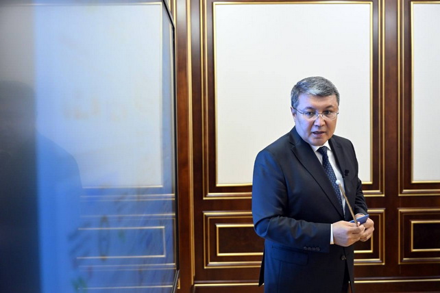 Ministries Granted Authority to Issue Regulations Without Government Directives