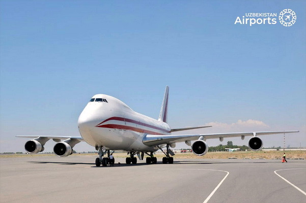 AeroStan aircraft lands in Namangan for the first time