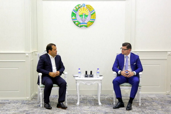 Issues of developing bilateral trade and economic cooperation discussed