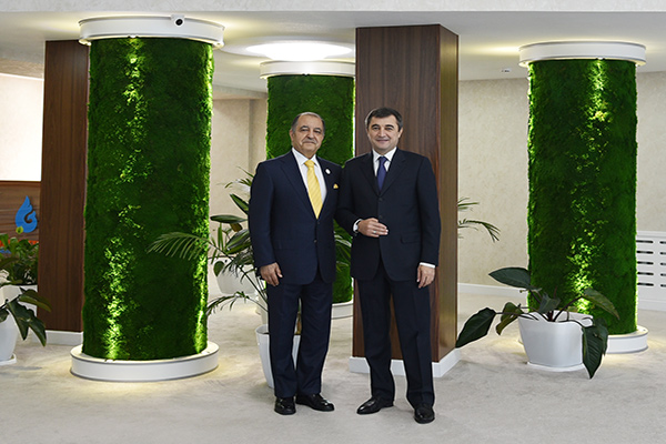 Air Products планирует инвестировать в Узбекистан