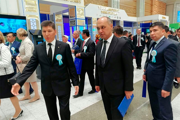 Business circles of Uzbekistan and Turkmenistan discuss development of trade and economic relations