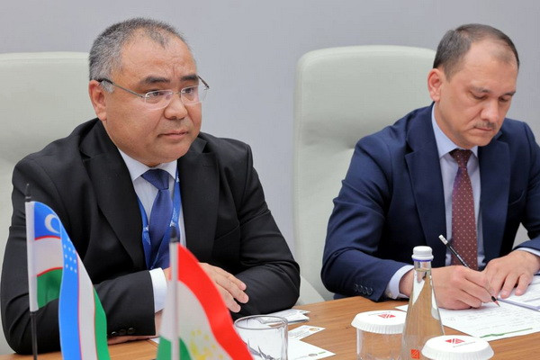Uzbekistan and Tajikistan discuss issues of cooperation in the field of agriculture