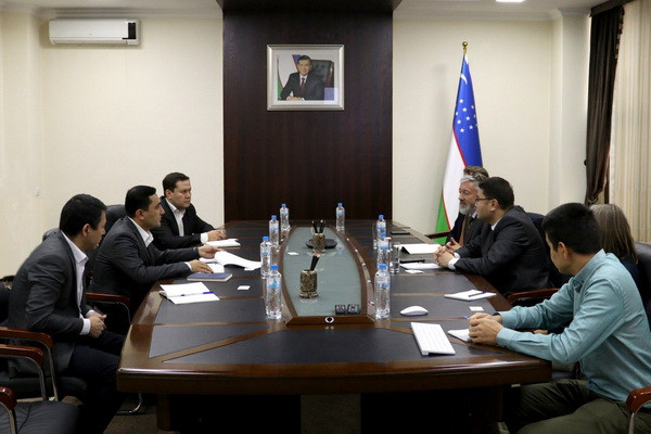 A meeting was held with representatives of the International Water Management Institute (IWMI)
