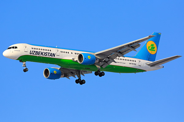 The flight Tashkent - Andijan - Tashkent could not fly on the assigned route due to a technical malfunction of the Boeing 757 aircraft