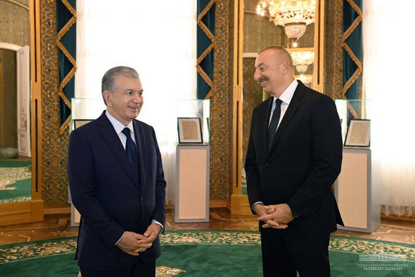 Presidents of Uzbekistan and Azerbaijan visit Khiva city