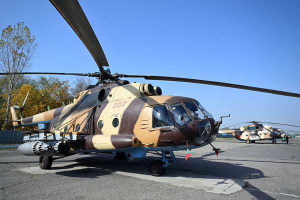President of Kyrgyzstan thanked Mirziyoyev for the combat helicopter