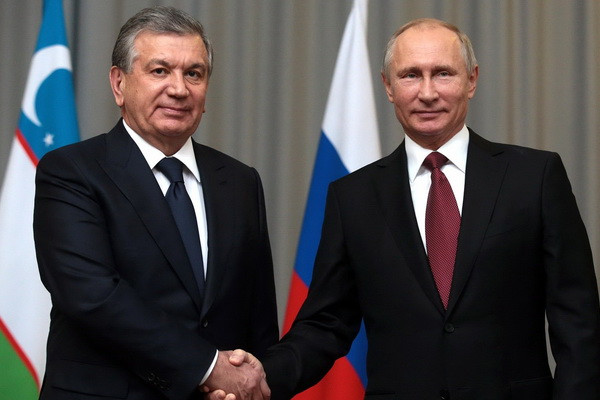 Presidents of Uzbekistan and Russia exchange congratulatory messages