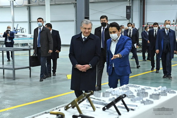 New venture and construction projects presented to Uzbek President