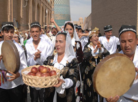 Asrlar Sadosi Festival of Traditional Culture makes a splash… this time in Khiva