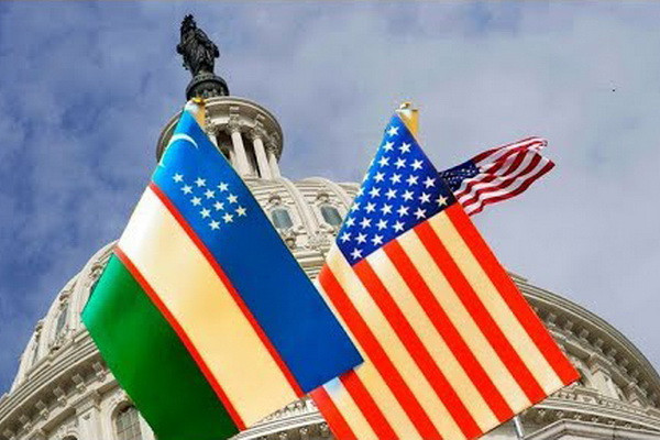 Делегация Министерства торговли США прибывает в Узбекистан