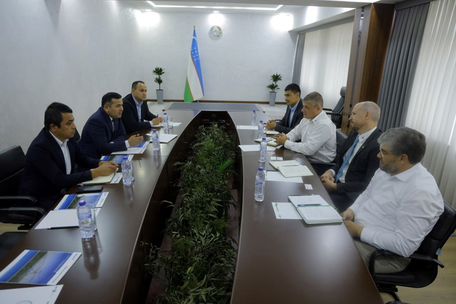Минсельхоз Узбекистана и Valmont Irrigation обсудили внедрение водосберегающих технологий
