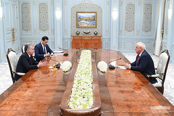 President of Uzbekistan discusses priority areas of cooperation with the Chairman of the Board of the Eurasian Economic Commission