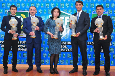 Odil Akhmedov named as best football player in Uzbekistan