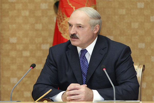 Бeларус прeзидeнти Тошкeнтга кeлди