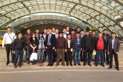 Businesses from Uzbekistan visit Lonking plant