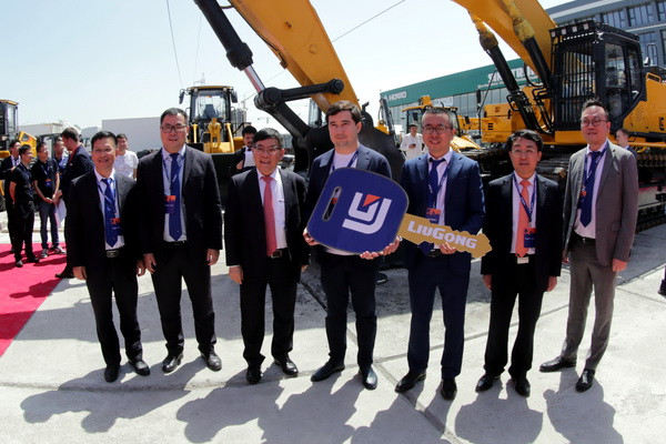LiuGong opens a subsidiary in Tashkent