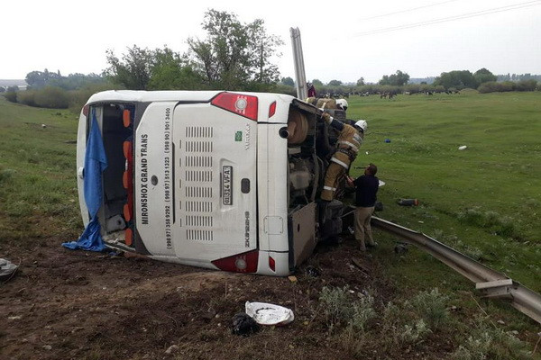 Citizens of Uzbekistan were in an overturned bus on a highway in Zhambyl region