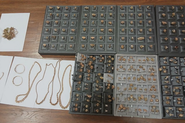 Illegal trade in gold jewelry worth 1 Billion soums prevented in Khorezm region
