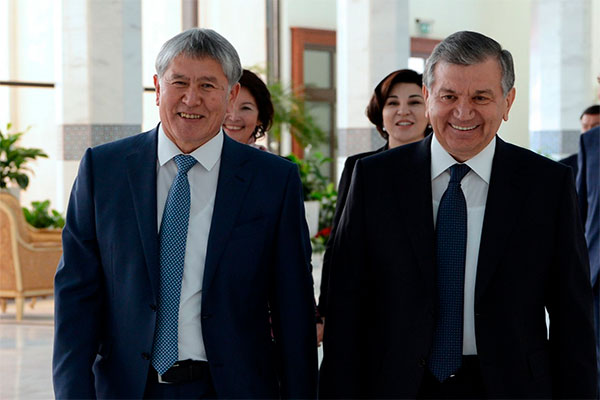 Presidents of Uzbekistan and Kyrgyzstan hold talks in a narrow format