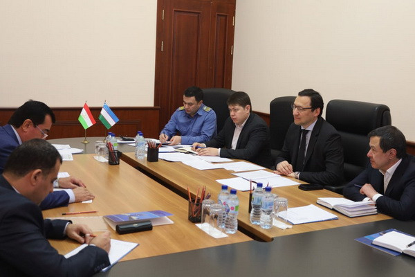 Uzbekistan, Tajikistan discuss cooperation in railway sector