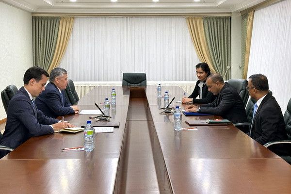 MFA of Uzbekistan hosts a meeting with the Ambassador of Bangladesh