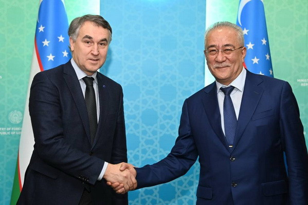 Special Representative of the President holds meeting with the Chair of the European Parliament Delegation for Relations with Afghanistan