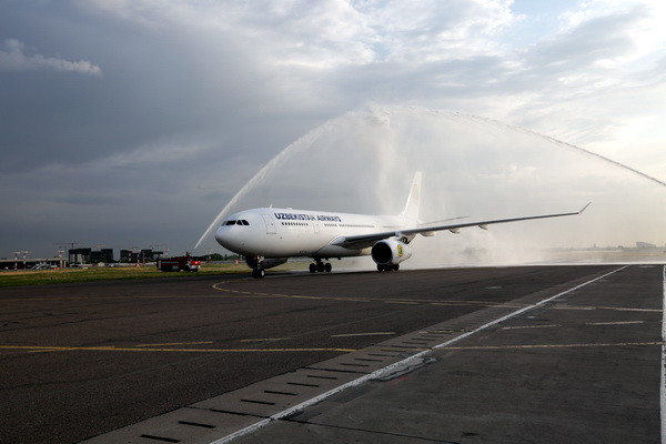 Uzbekistan Airways welcomes the second Airbus 330 aircraft