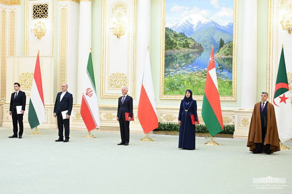 President of Uzbekistan accepts credentials from the newly appointed foreign ambassadors