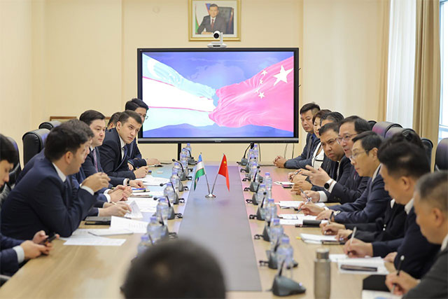 Uzbekistan and Jiangsu Province Discuss Industrial Zone and Investment Roadshows