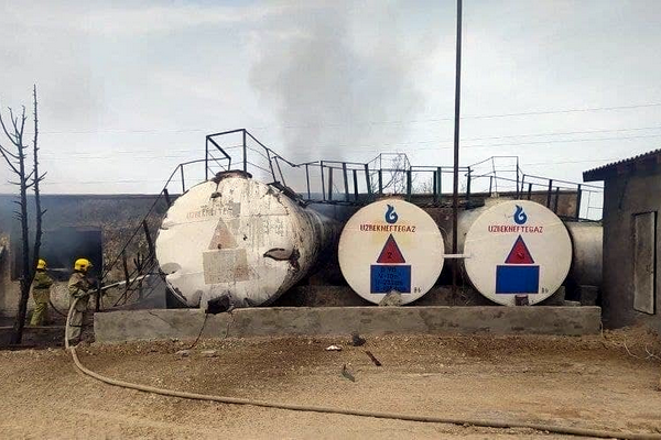 АО «Узбекнефтегаз»: пожар на автозаправочной станции возник в результате проведения сварочных работ