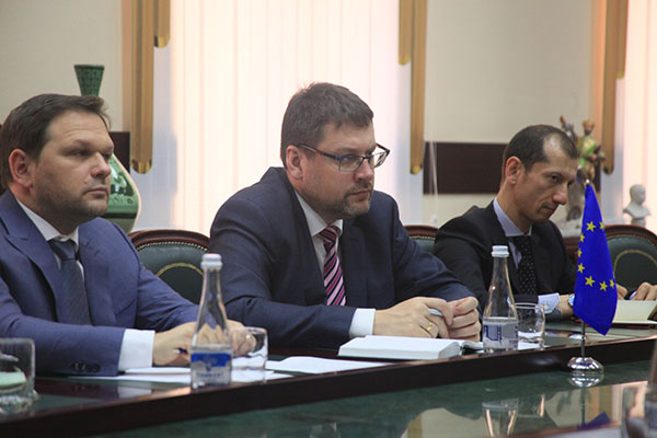 Minister of Foreign Trade hosts talks with EU delegation