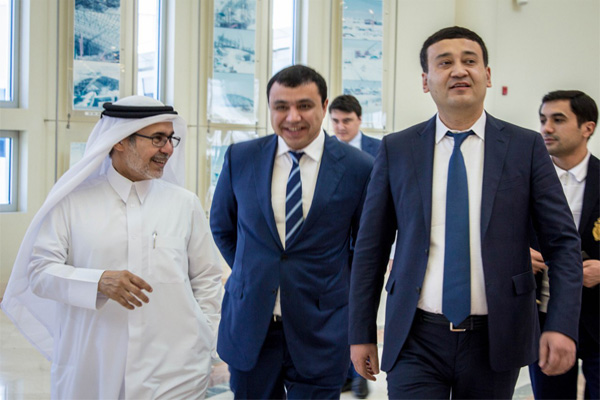 Президент ФФУ прибыл с официальным визитом в Катар