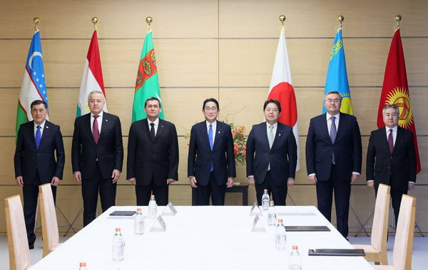 Vladimir Norov meets with the Prime Minister of Japan